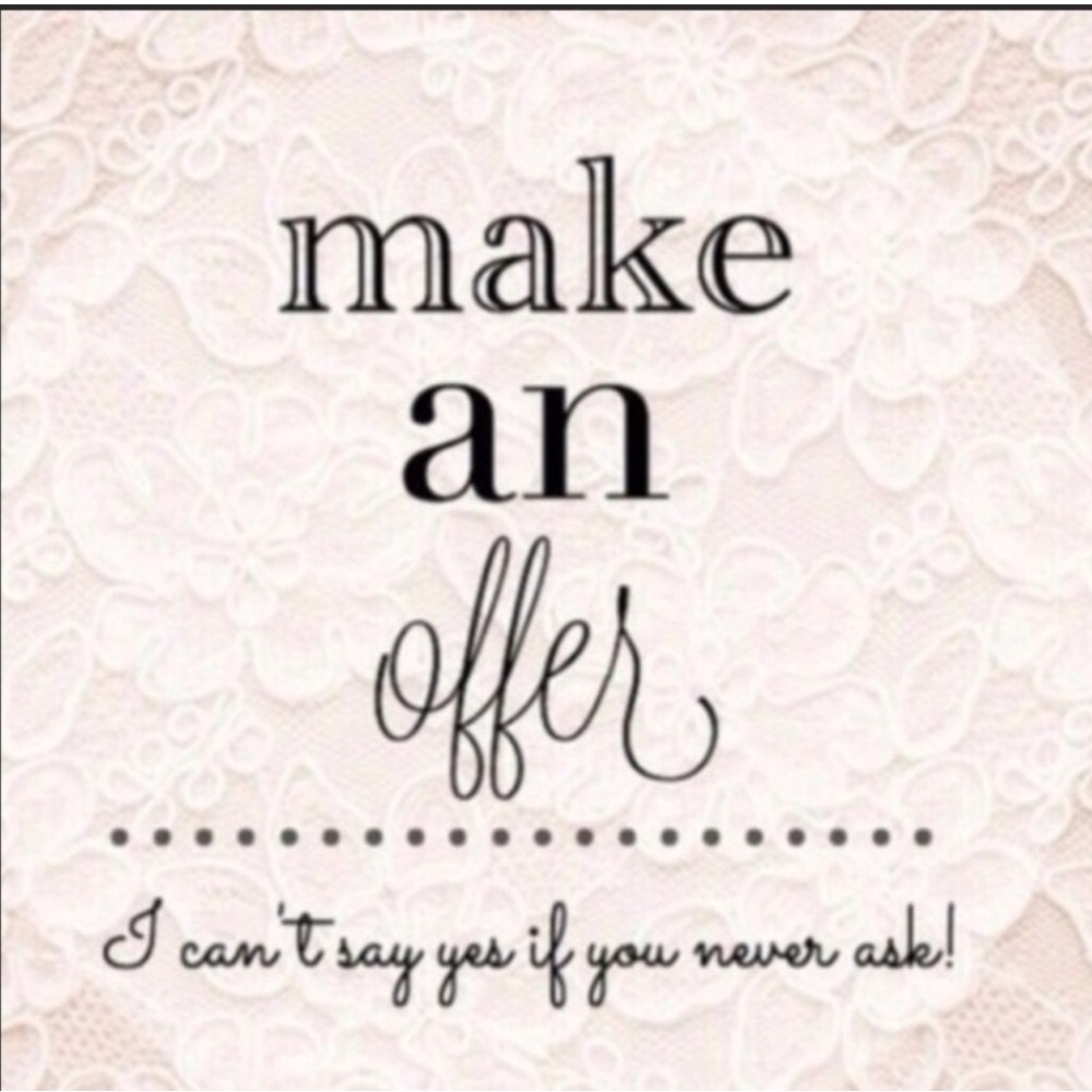 Lace Pattern Decorative Sign